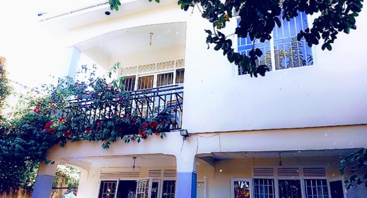 Sweet Home Buziga - B&B