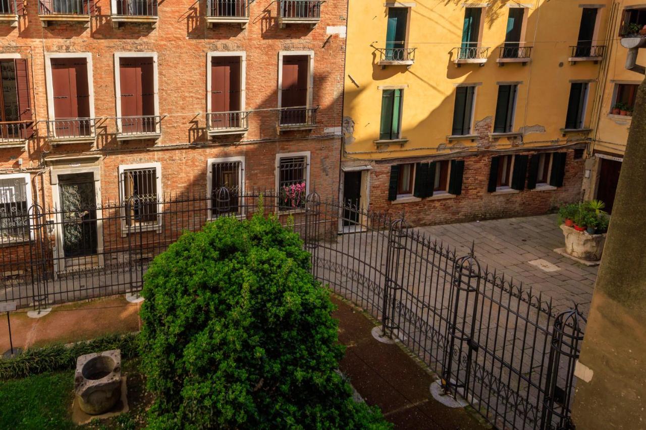Residenza Scala del Bovolo - B&B Venecia