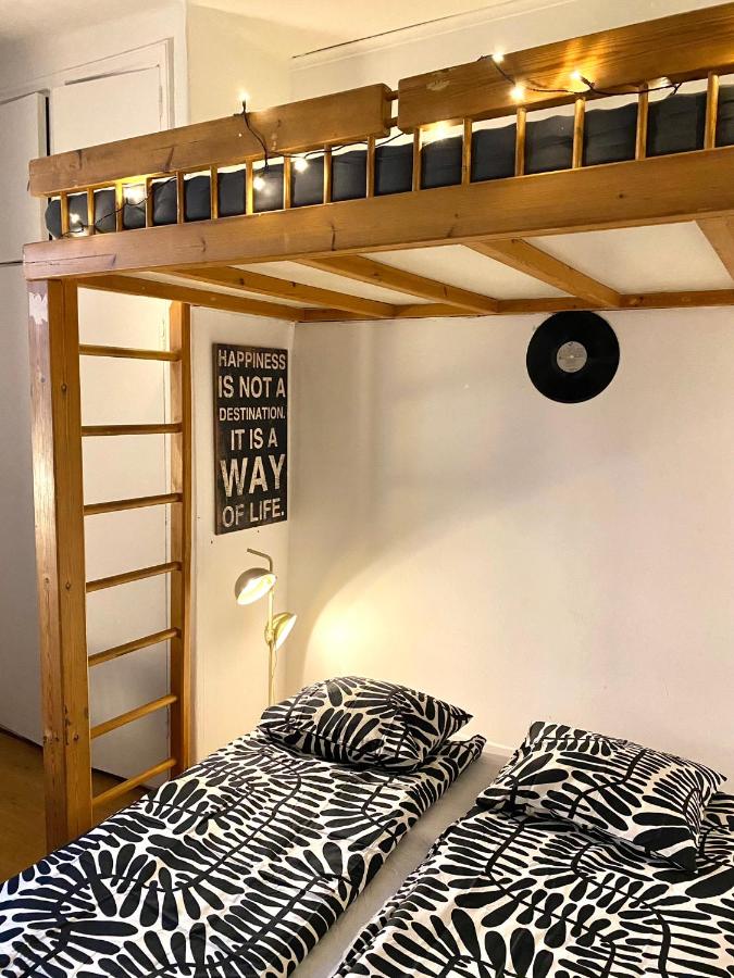 Cozy nest, Kamppi - Chambres d’hôtes