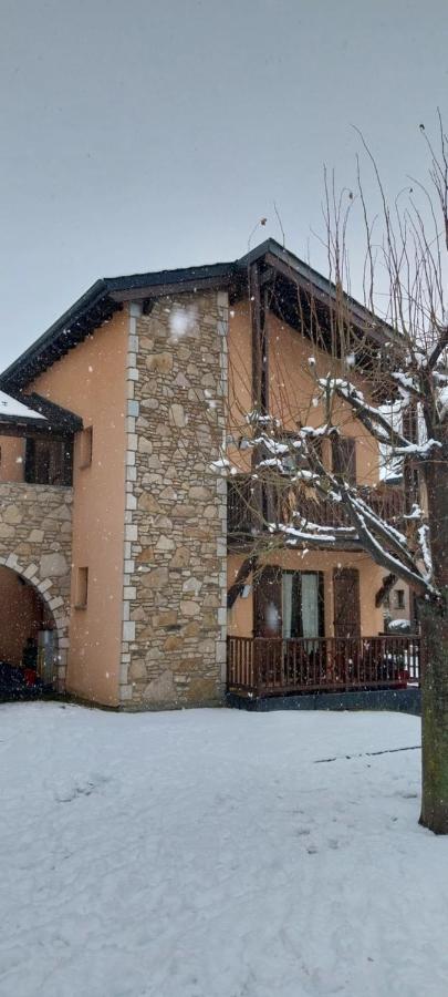 Charming holiday apartment in the Pyrenees - B&B Err