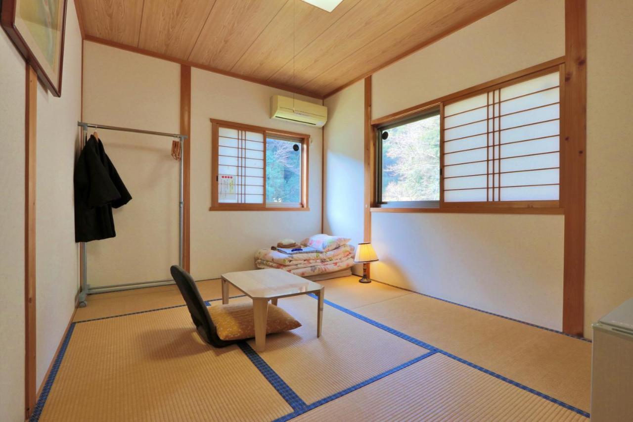 Japanese-Style Room