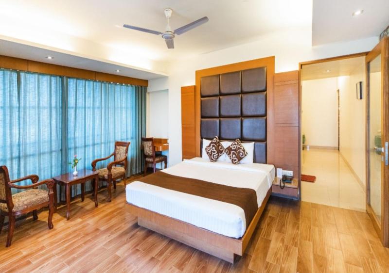 B&B Nashik - Hotel Seven Heaven - Bed and Breakfast Nashik