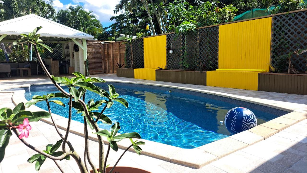 La libellule caribéenne- Duplex et piscine - B&B