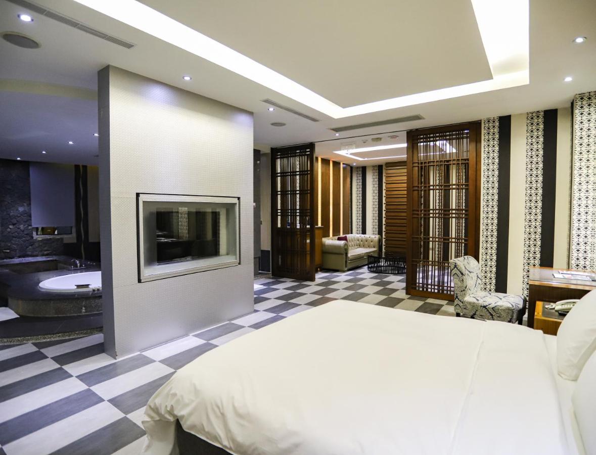 Suite Flagship