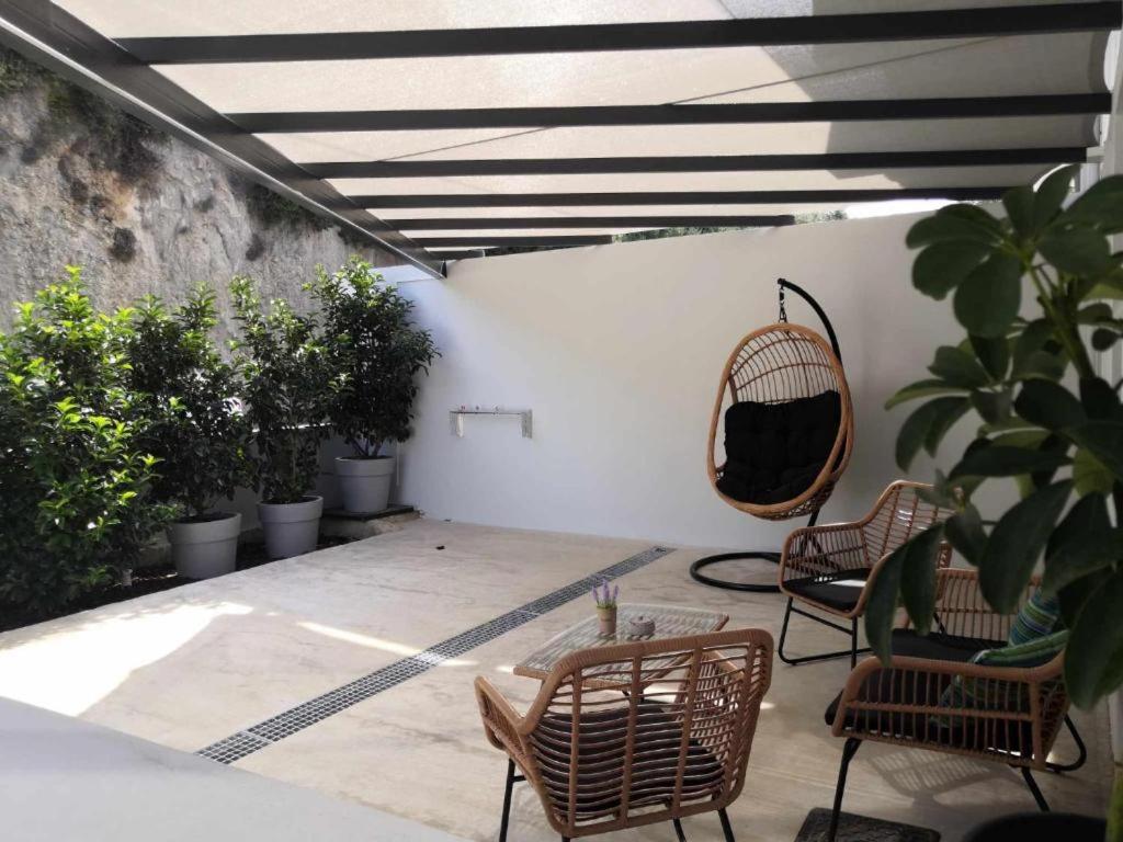 Gaia Apartment II - Bed and Breakfast Párga