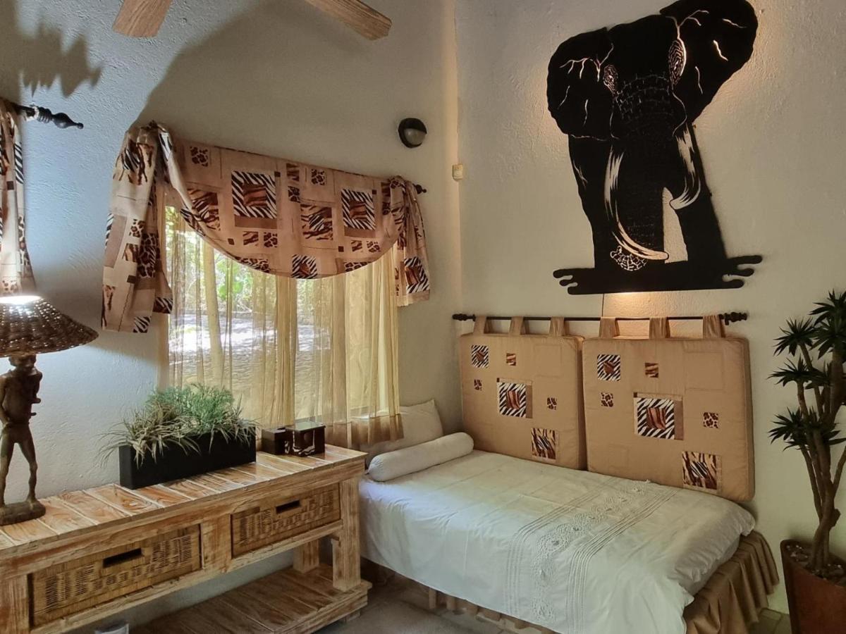Economy Triple Room