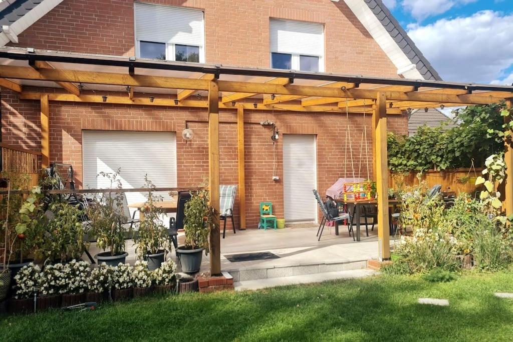 B&B Hanover - Gemütliches Haus mit Parkplatz Terrasse und Gasgrill - Bed and Breakfast Hanover