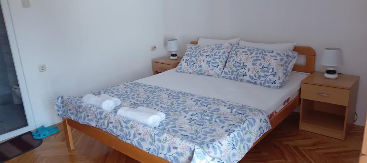 Double Room with Lake View