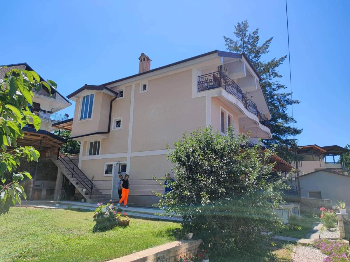 B&B Ohrid - Karolina Guest House - Bed and Breakfast Ohrid