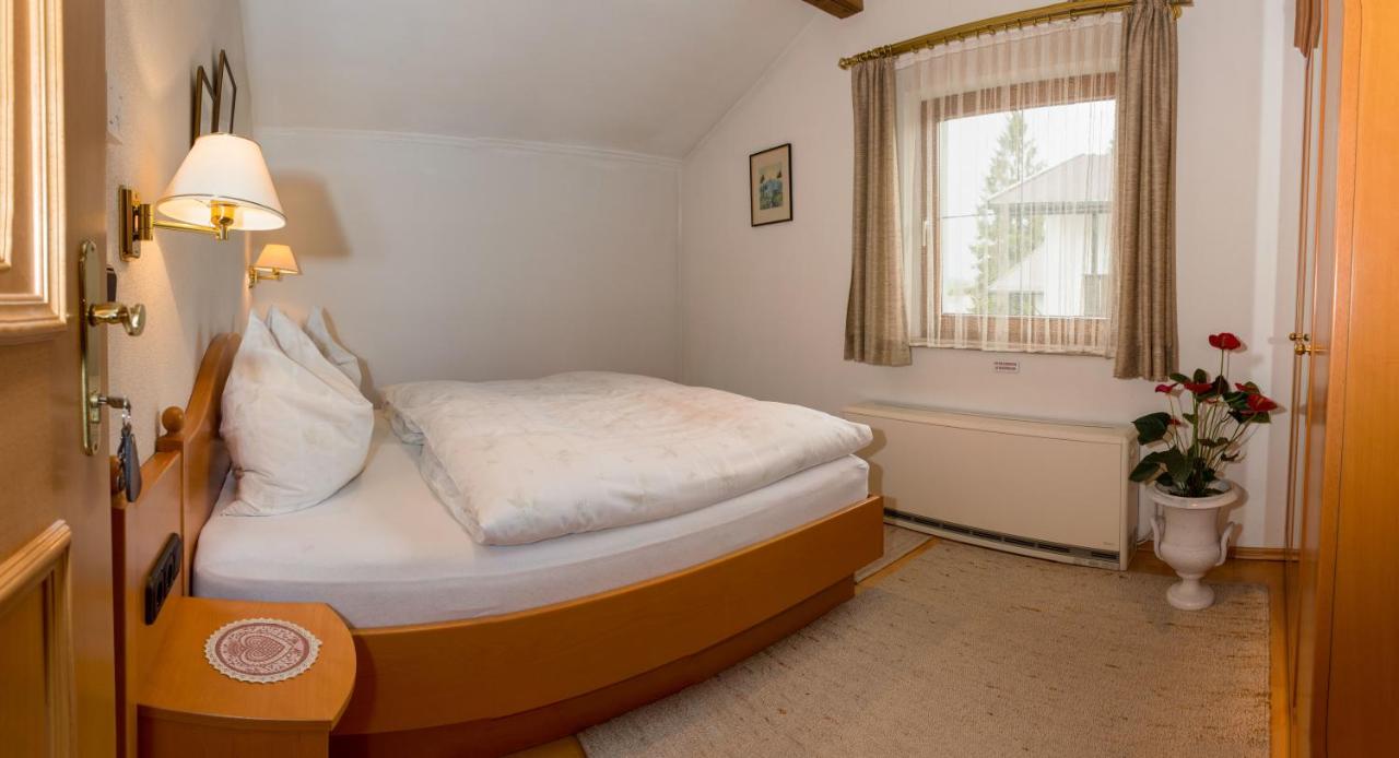 One-Bedroom Apartment with Balcony