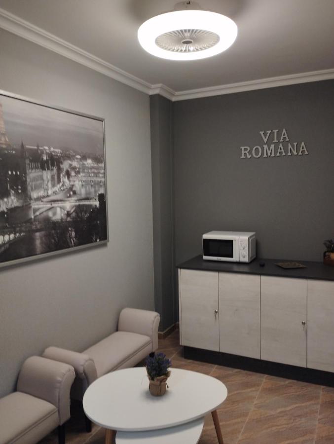 Pensión Atenea & Via Romana - Grupo Arcanos - B&B Caldas de Reis