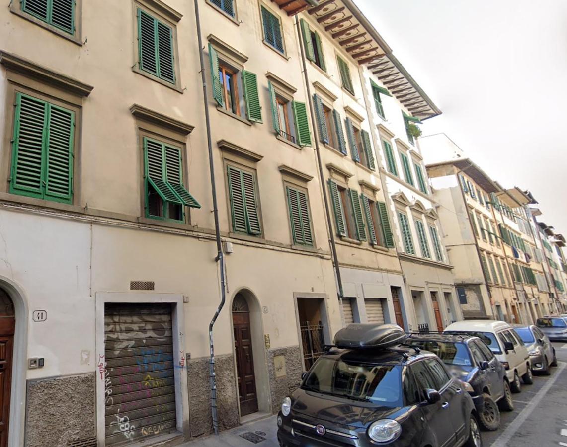 Roommo Via dei Pilastri giada - B&B Firenze
