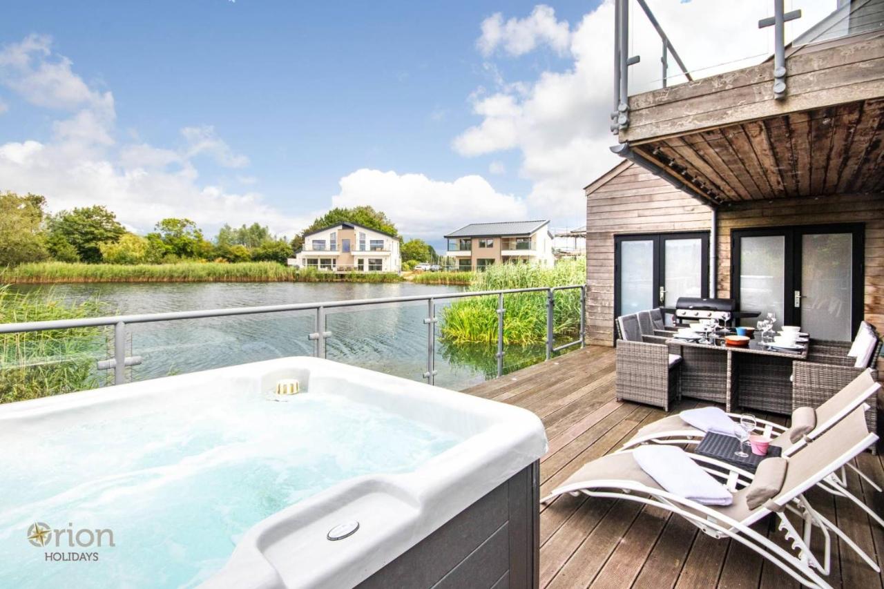 B&B South Cerney - Waters Edge 04, Waterside Lodge P - Bed and Breakfast South Cerney
