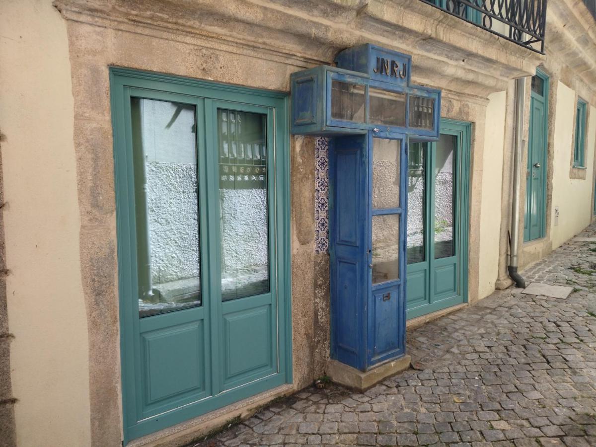 Cais das Pedras Pátio Apartment - with washer and dryer machine - B&B Porto