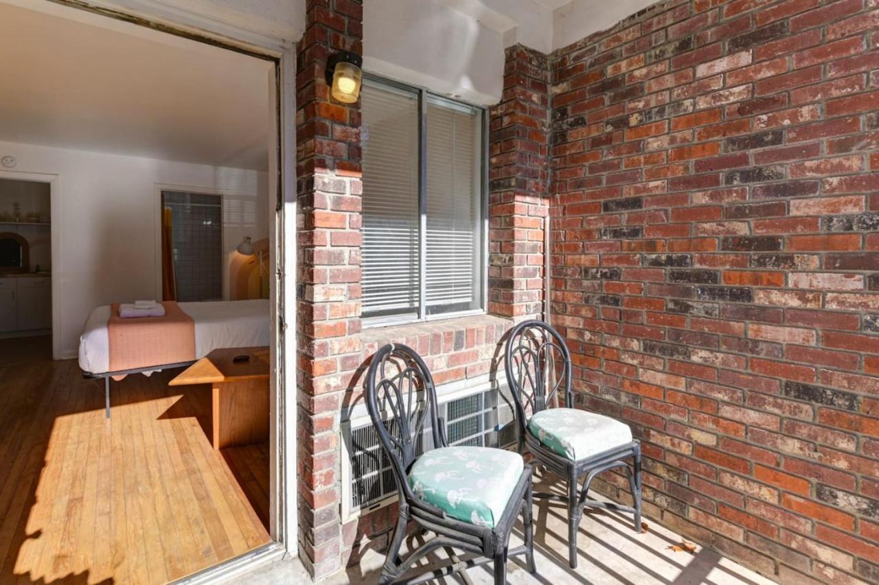 The Rainbow Room - Studio Apt - B&B Columbia