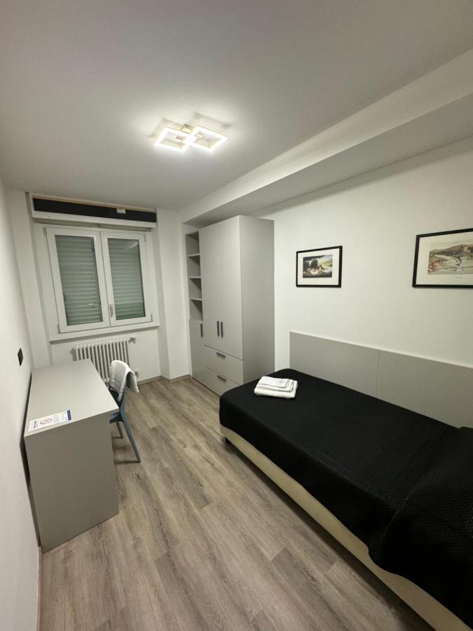 Single Room with Shared Bathroom