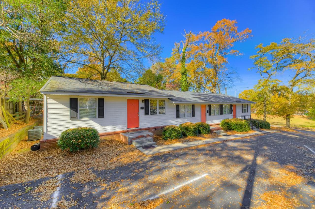 Comfy and Convenient Condo - B&B Columbia