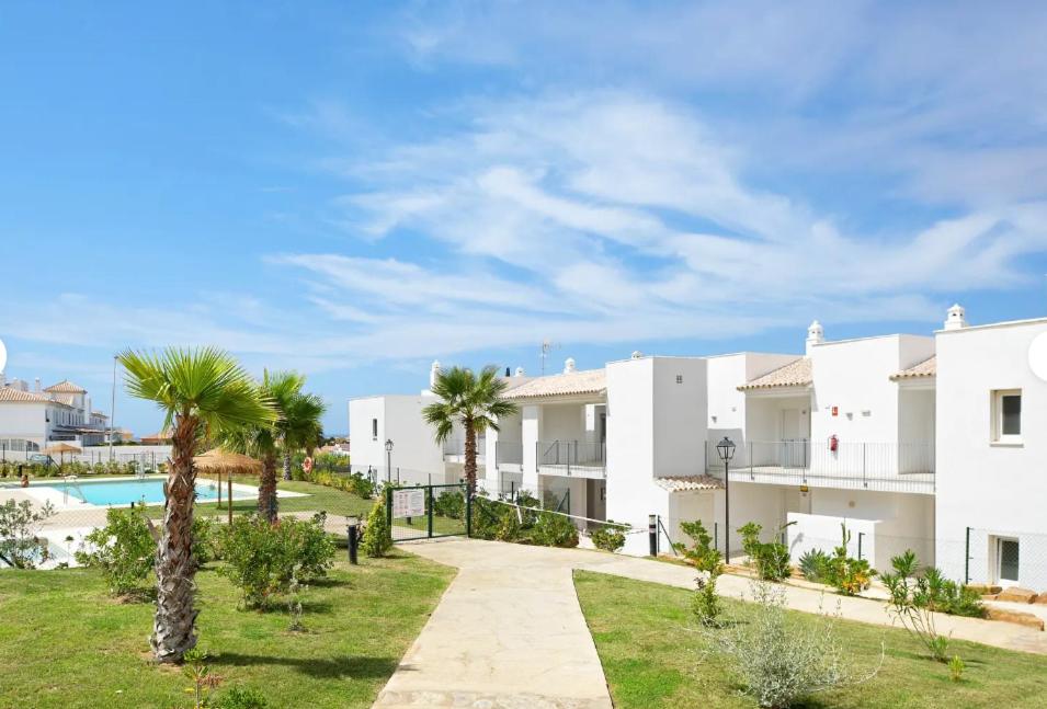 ATLANTERRA-ZAHARA DE LOS ATUNES Increíble apartamento con porche de 16m y jardín privado de 72m - Chambres d'hôtes Zahara de los Atunes