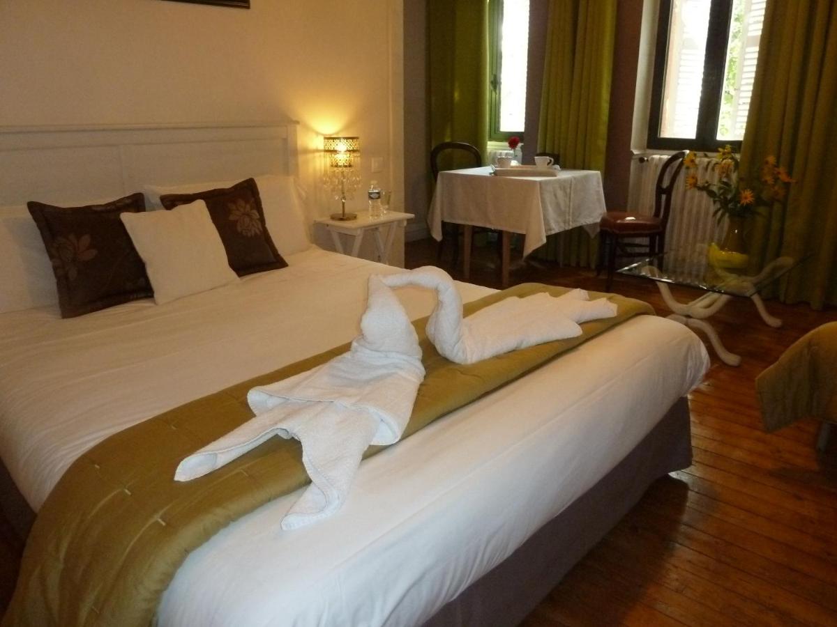 Triple Room with Garden View