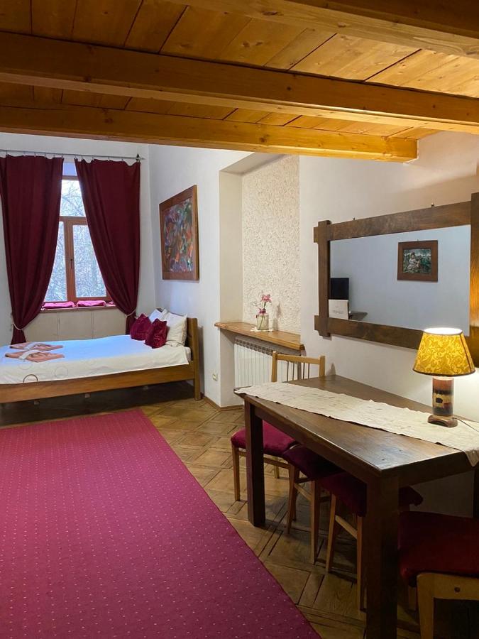 Museum Apartments - Ferienwohnung Lwiw