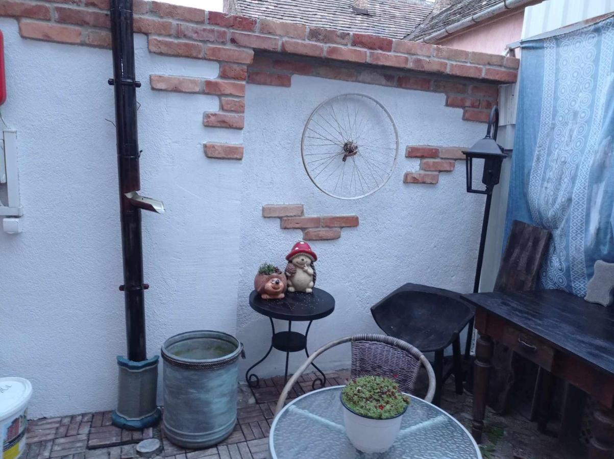 Revans teázó apartman- belváros - B&B
