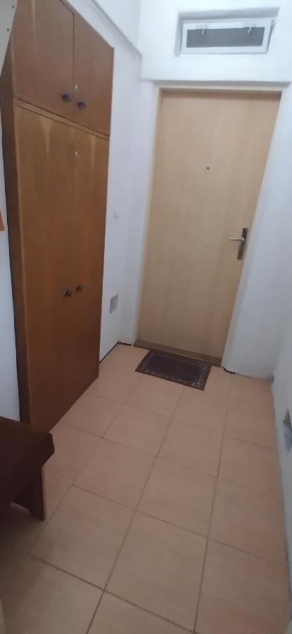 One-Bedroom Apartment (2 Adults) Obchodna 7