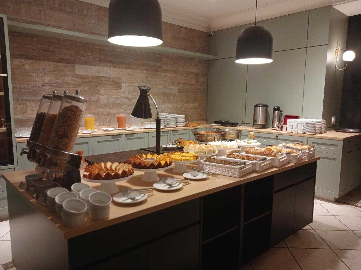 2905 Flat Completo em Hotel 4 estrelas no Jardins! Com piscina, Jacuzzi, Sauna e academia! - B&B São Paulo