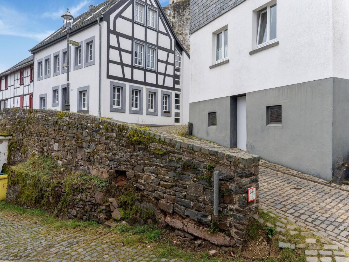 B&B Hellenthal - Modern Apartment in Reifferscheid with Garden - Bed and Breakfast Hellenthal