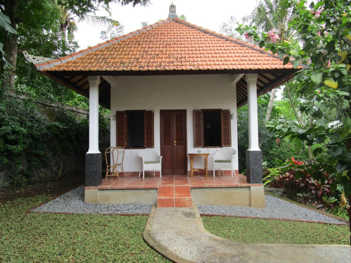 One-Bedroom Bungalow
