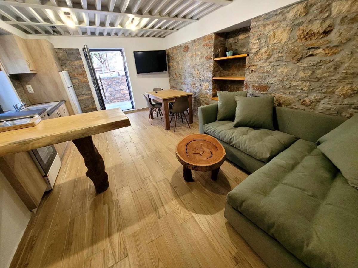 Danai Traditional Apartment - Ferienwohnung Samos