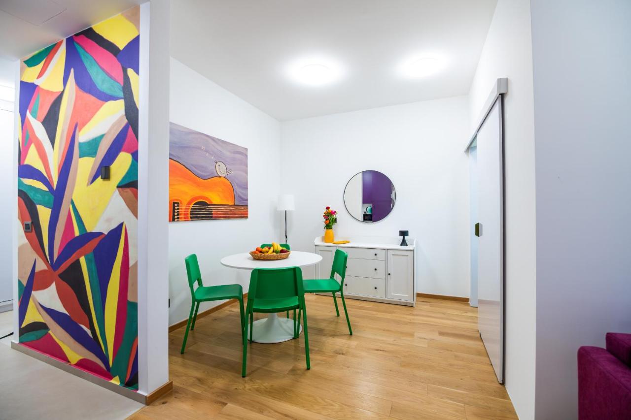 CheckBelgradeApartments - Colors - B&B