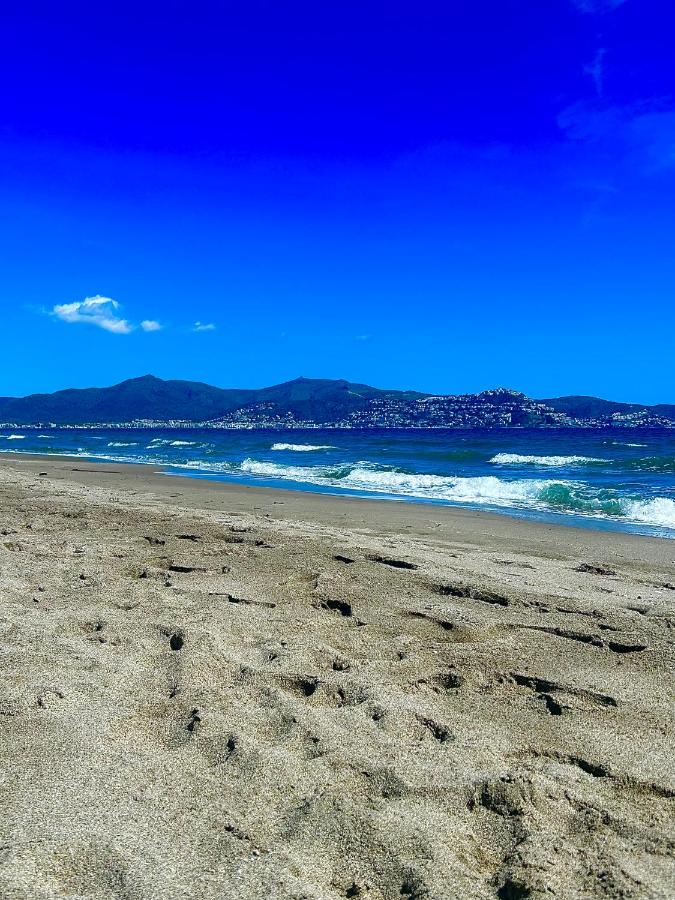 Pieds Dans L eau 50 m de la mer Sol y mar - Ferienwohnung Empuriabrava