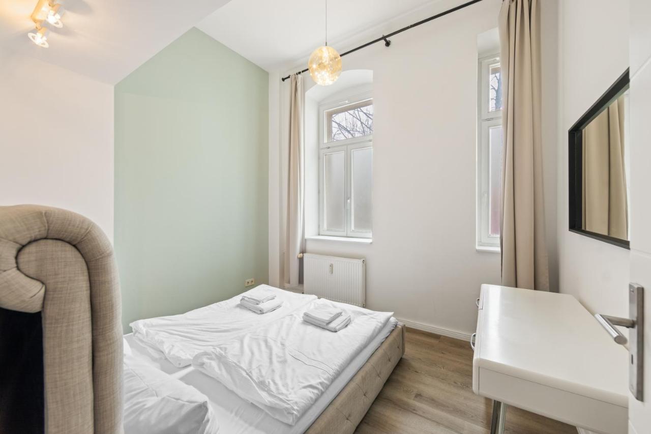 primeflats - Apartment Langhans Berlin-Weißensee - B&B