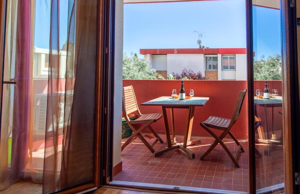 B&B Béziers - Spacious air conditionned apartment with balcony - Bed and Breakfast Béziers