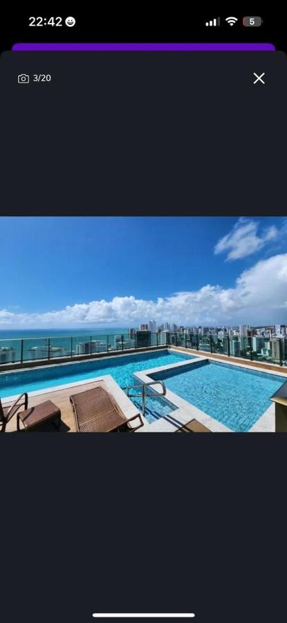 Beach Class Boa Viagem - 100 metros da Praia - B&B
