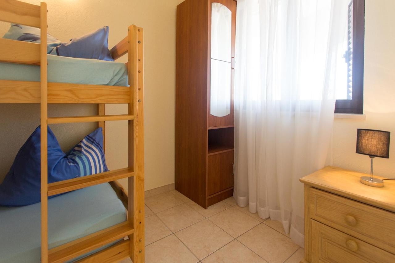 Standard Doppel- oder Zweibettzimmer mit Meerblick