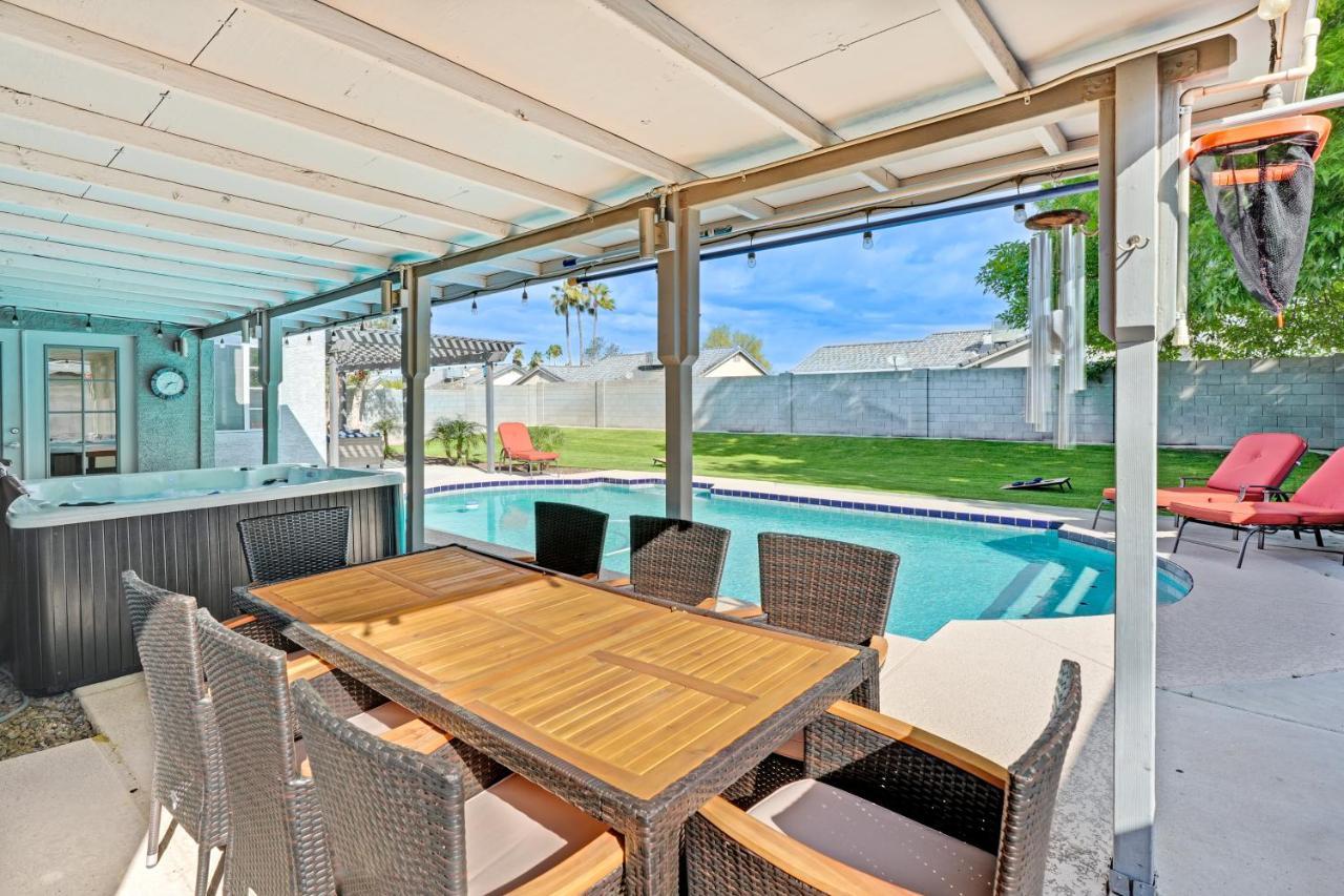 Peoria Home with Private Pool, Hot Tub, and Gas Grill! - B&B Peoria