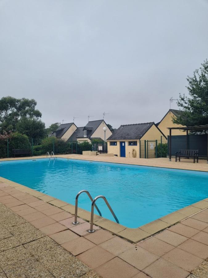 Petite maison avec jardin à 400m de la plage - B&B