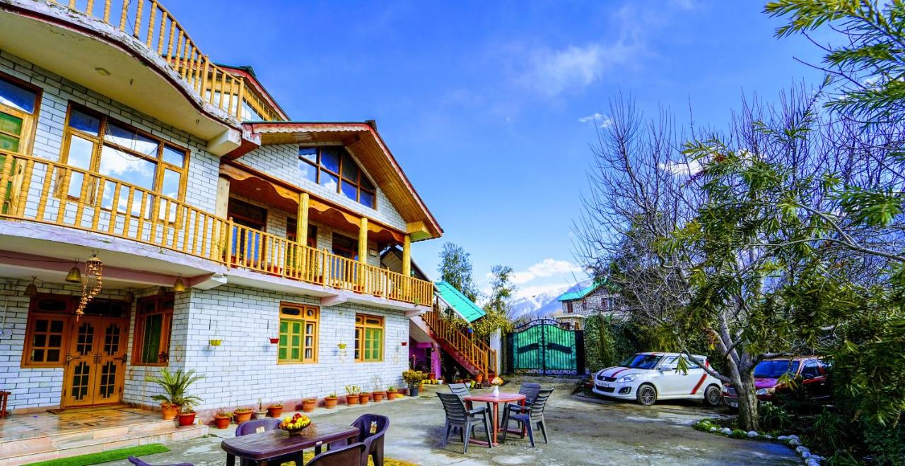 B&B Manali - Rangri Homestead - A Boutique Homestay Cottage - Bed and Breakfast Manali