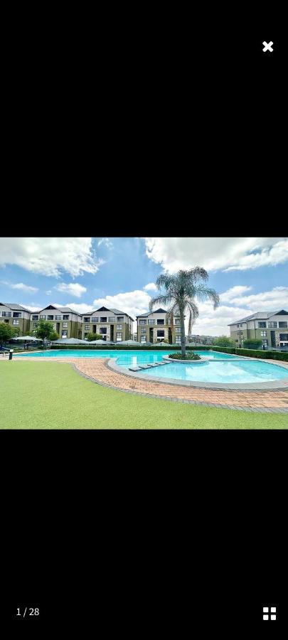 URlyfstyle Cottage Near Mall of Africa - Chambres d’hôtes Midrand