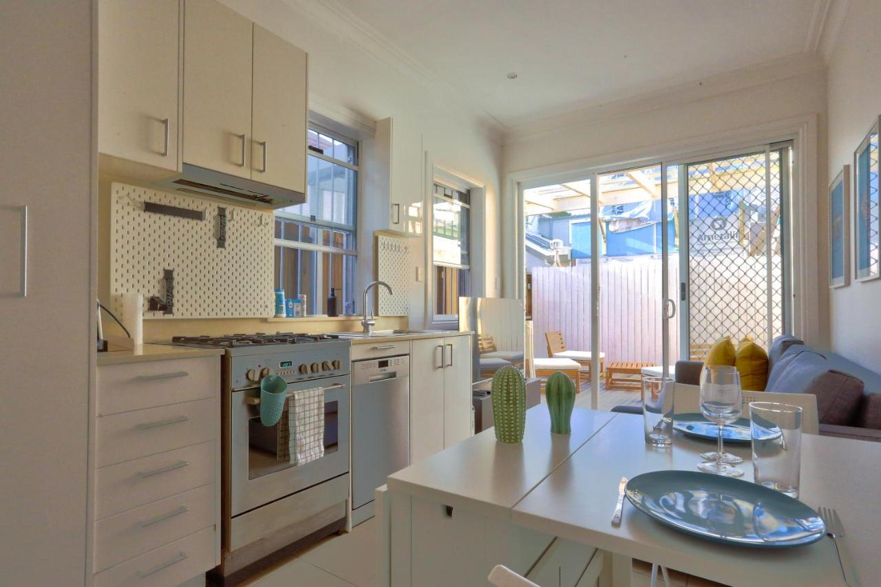 B&B Sydney - 2 Bedroom House Situated at the Centre of Surry Hills 2 E-Bikes Included - Bed and Breakfast Sydney