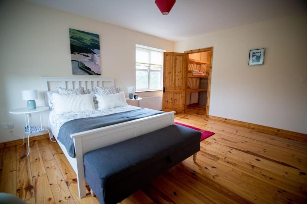 B&B Fanore - *Spacious Irish Cottage* - Bed and Breakfast Fanore