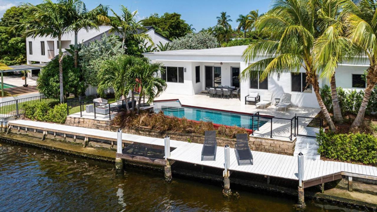 VILLA ST-BARTH Waterfront w htd pool by VIAC - B&B Fort Lauderdale