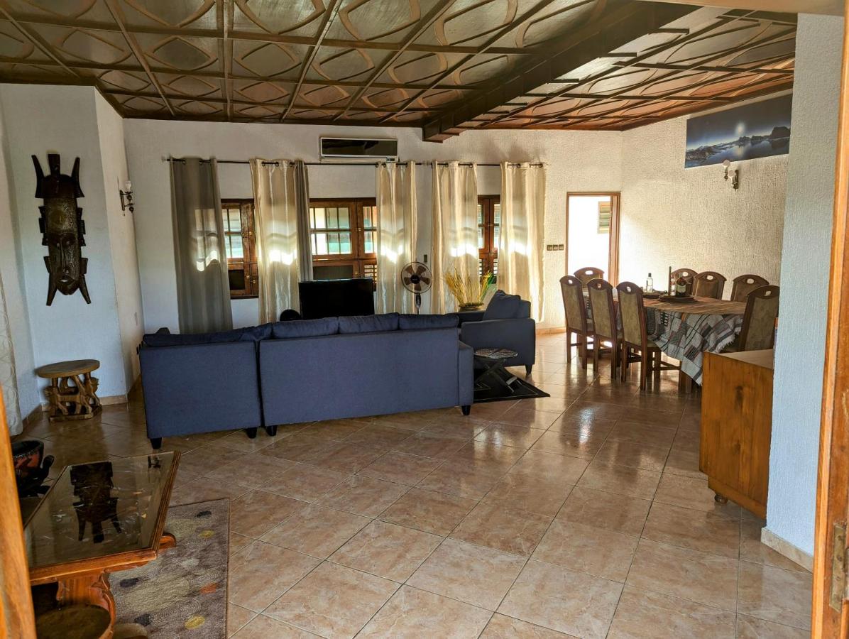 B&B Cotonou - ROMO house - Bed and Breakfast Cotonou