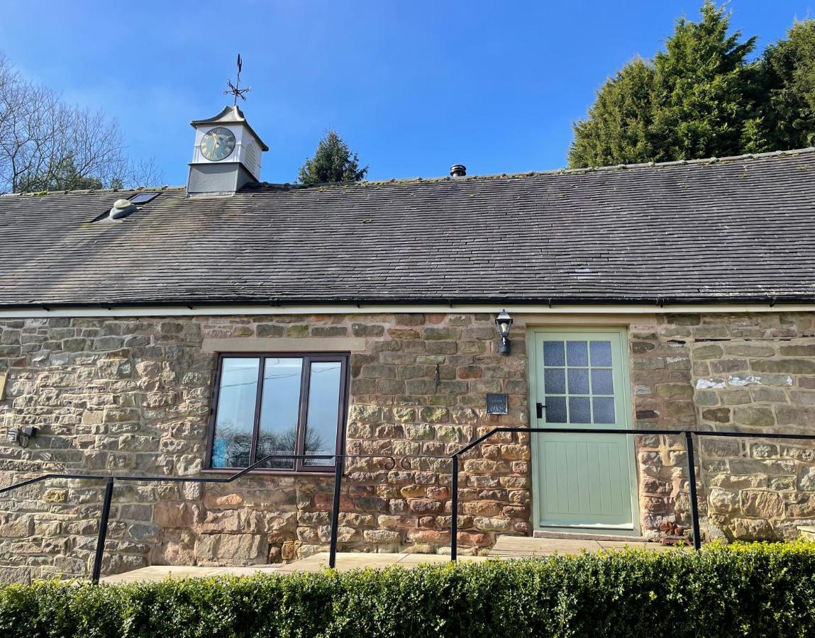 The Cruck Barn, cosy rural escape near The Peak District - Chambres d'hôtes Matlock