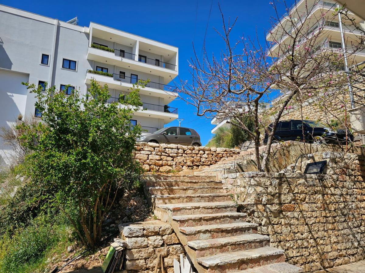 Blue Lagoon Sea View Apartment - B&B