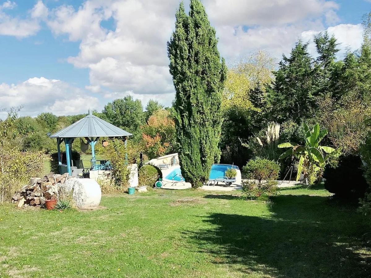 B&B Bosset - Villa de 3 chambres avec piscine partagee terrasse amenagee et wifi a Bosset - Bed and Breakfast Bosset