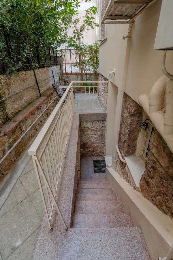 Paleo Faliro Gardenbay - B&B Athens