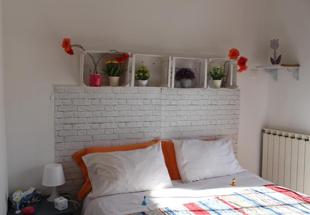 Standard Double Room with Shared Bathroom