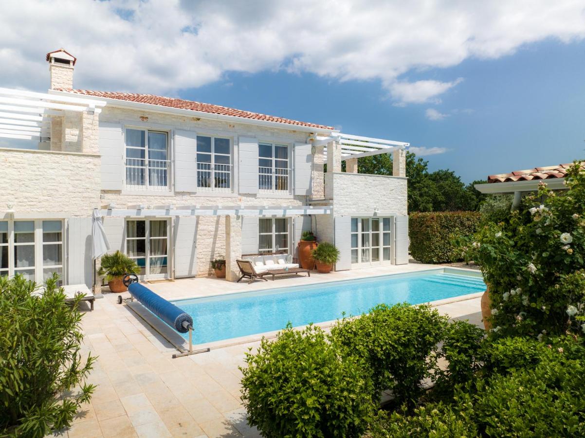Villa Moonlight - Bed and Breakfast Poreč